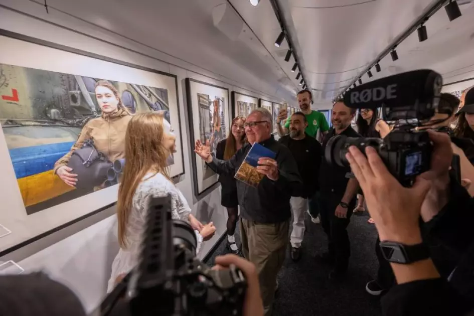 Арт-потяг «Courage of a Nation»: Київ готується прийняти потужну виставку про війну - 2