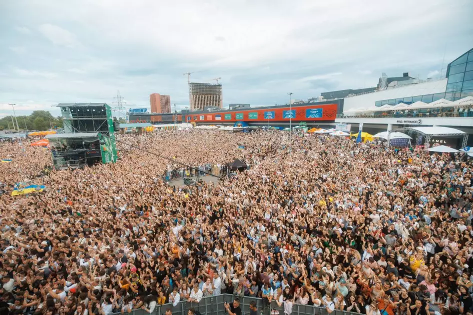 105 мільйонів на «Дронопад»: як Atlas Festival у Києві перетворив музику на зброю - 1