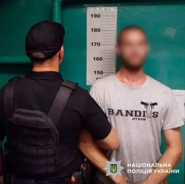 Екстрим по-київськи: п’яний чоловік влаштував перегони з поліцією після "зачепінгу" - 1