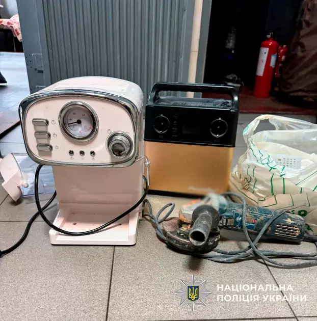 Замість ремонту — пограбування: у Києві “майстер” виніс усе з квартири в перший день роботи - 2