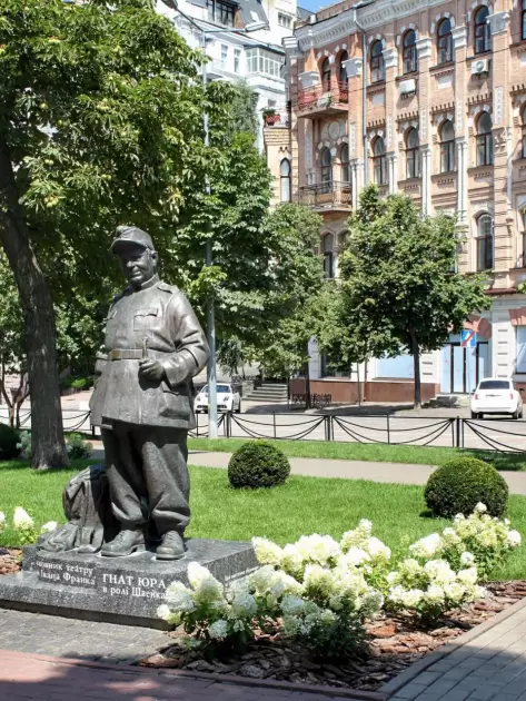 Театр, сквер і легенди: площа Івана Франка після оновлення — місце, куди хочеться повертатись - 1