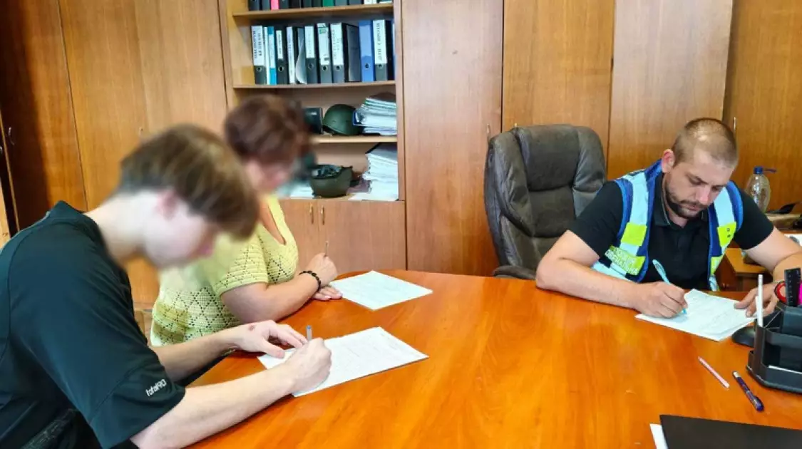 Танці у формі під російський реп: відео підлітків у Києві обернулося штрафами для батьків - 1