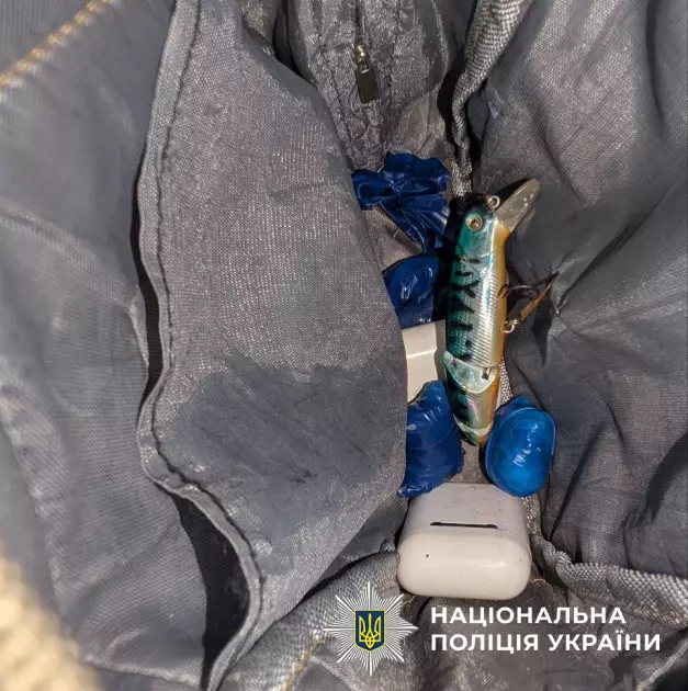У Голосіївському парку затримали наркоділка з 79 згортками «Альфа-PVP» - 2
