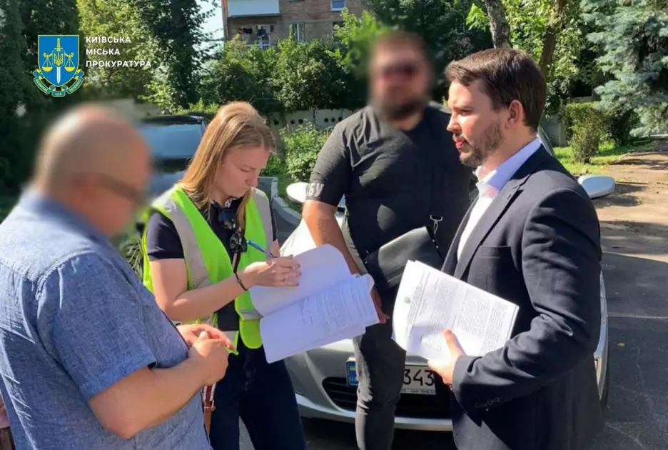 У Києві завищили ціни на ремонти шкільних укриттів на понад 1,8 млн грн: ексначальнику інженерної групи оголосили підозру - 1