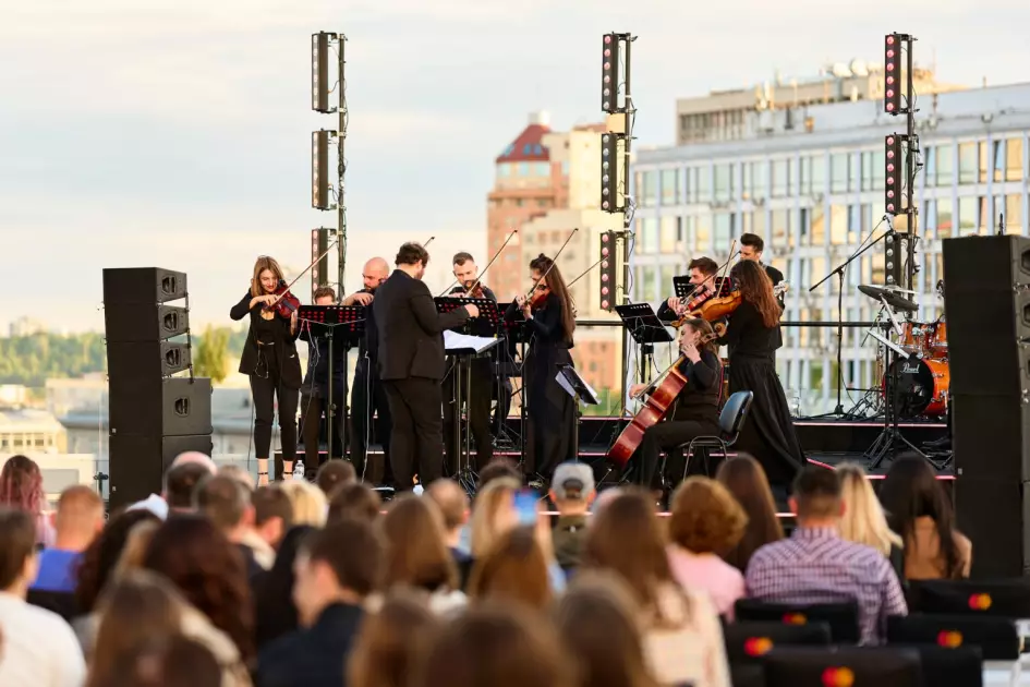 Літо на даху: Mastercard запрошує на святкові open-air концерти - 1