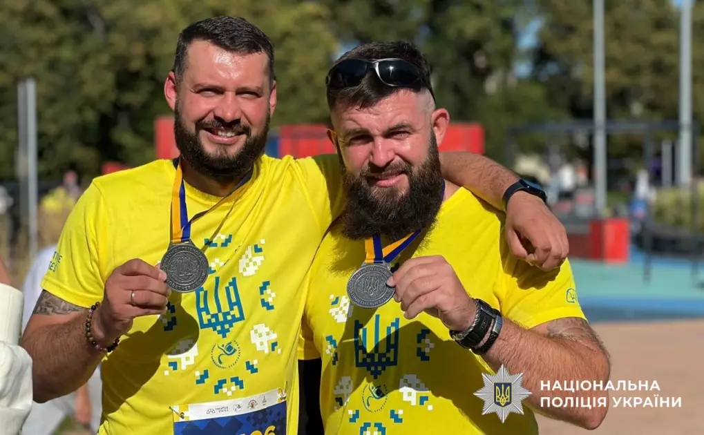 Сотні учасників та благодійна мета: як пройшов «Забіг у вишиванках» у Києві - 1