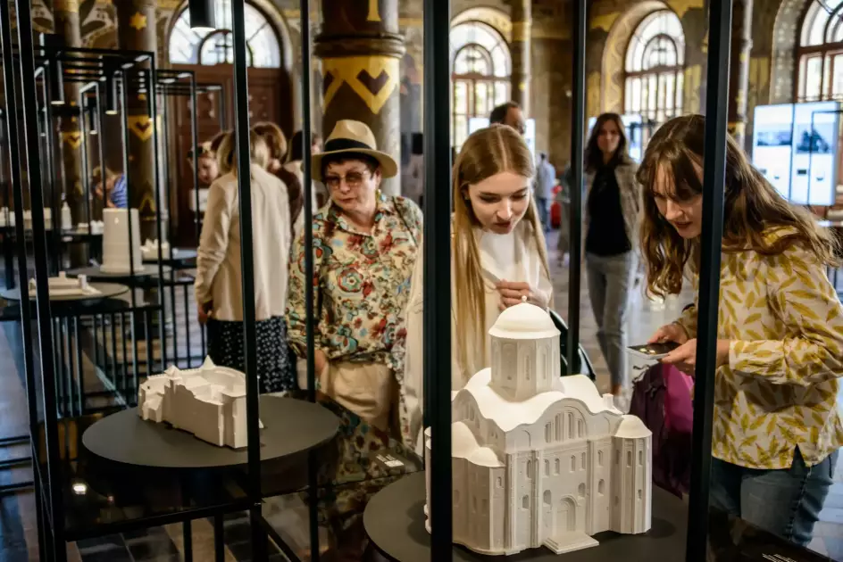 “Україна в мініатюрі”: у Лаврі відкрили виставку 3D-моделей архітектурних пам’яток - 2