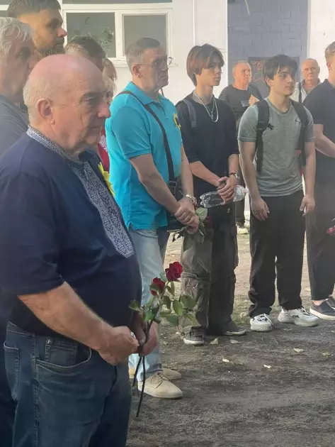 У Києві відкрили меморіальну дошку тренеру й воїну Руслану Березніцькому - 1