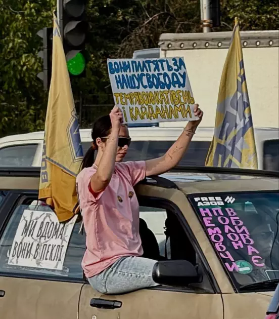 У Києві пройшла акція «Не мовчи! Полон вбиває» на підтримку військовополонених - 2