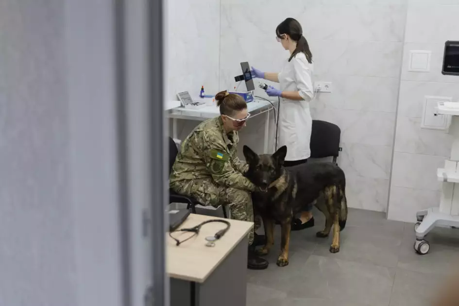 На Київщині відкрився найсучасніший кінологічний центр Нацполіції за підтримки Говарда Баффета - 2