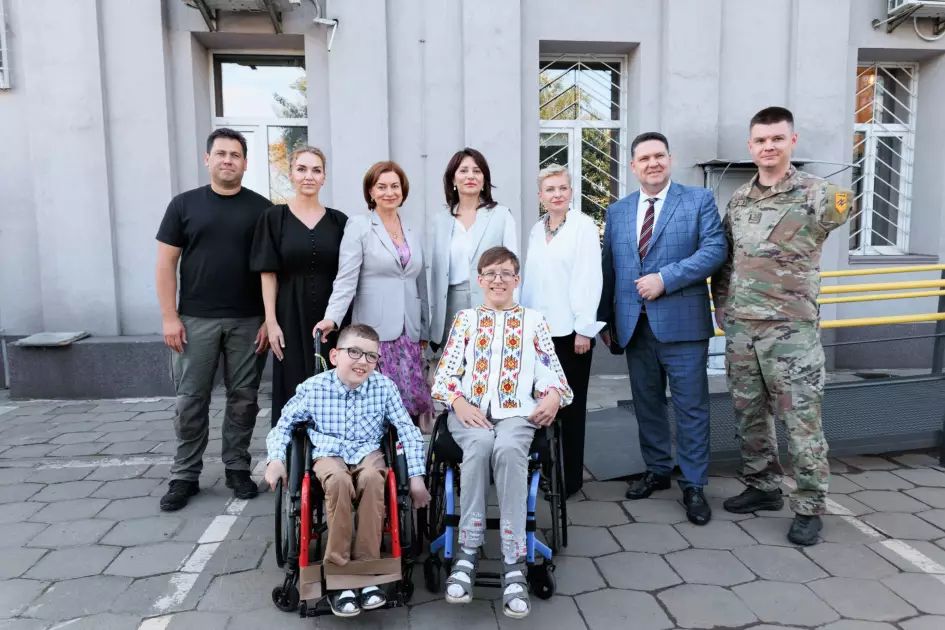 У театрі на Лівому березі встановили ліфт для маломобільних глядачів - 3