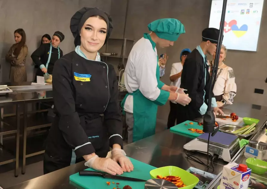 У Василькові відкрили сучасний Кулінарний хаб для студентів і громади - 1