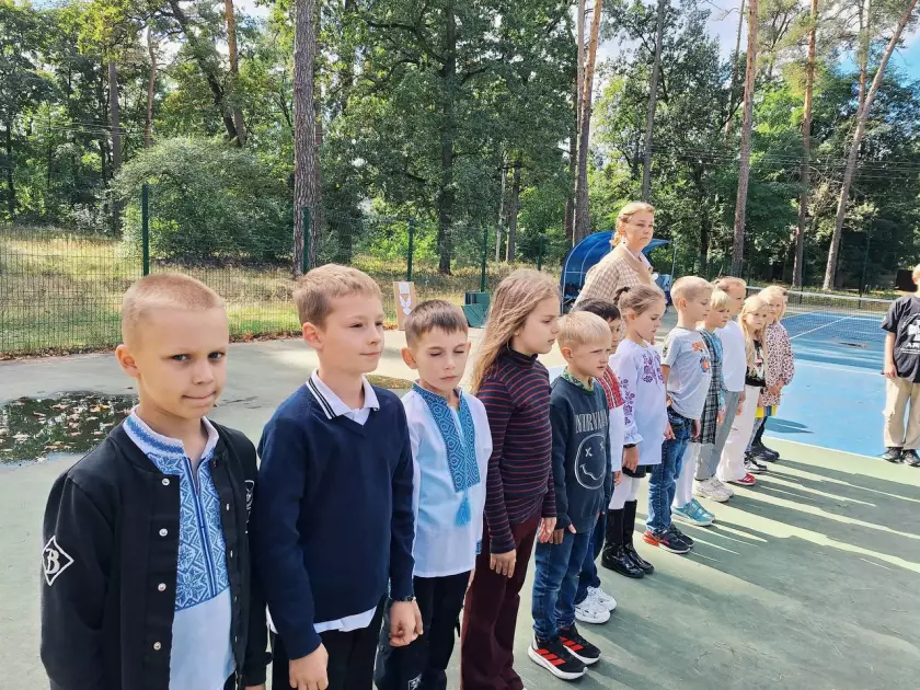 Юні джури Бучанської школи №1 стартували з першими сходинами та флешмобом - 1