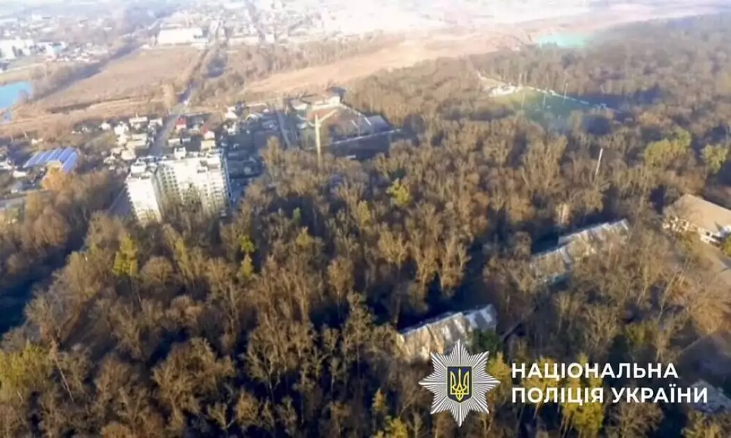 Правоохоронці закликають мешканців Бучі допомогти у розслідуванні злочинів рф - 1