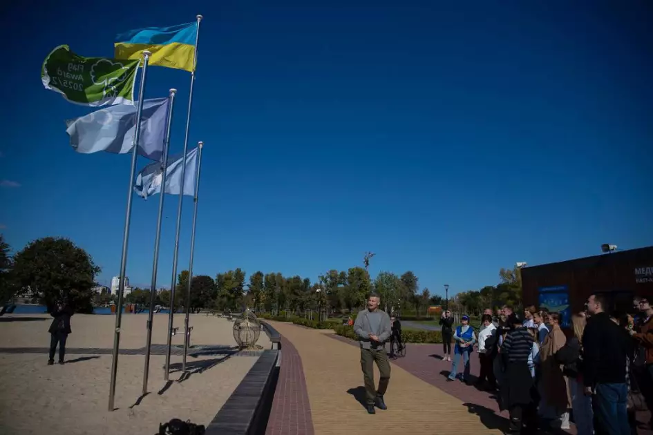 Оболонський острів отримав перший в Україні «Зелений прапор» екологічної якості - 2