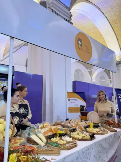 У Києві стартував фестиваль ProCheese Awards 2025: найбільша колекція сирів України - 3