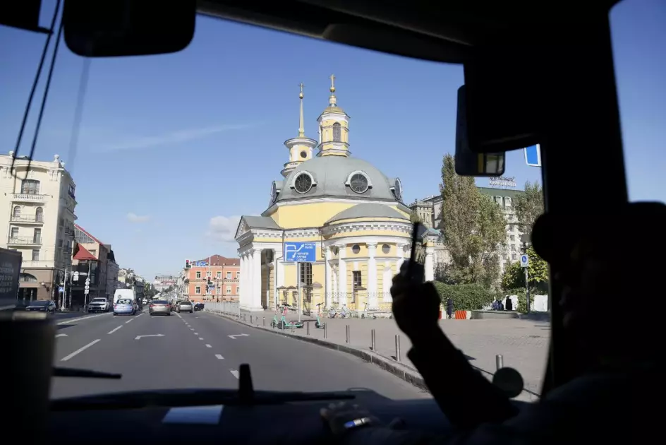 До Всесвітнього дня туризму Київ презентував безбар’єрні екскурсії для військових та сімей Героїв - 10