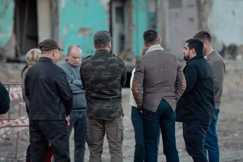 «Без даху і без термінів»: кияни, чиї домівки зруйновані, залишаються сам на сам із проблемами - 1