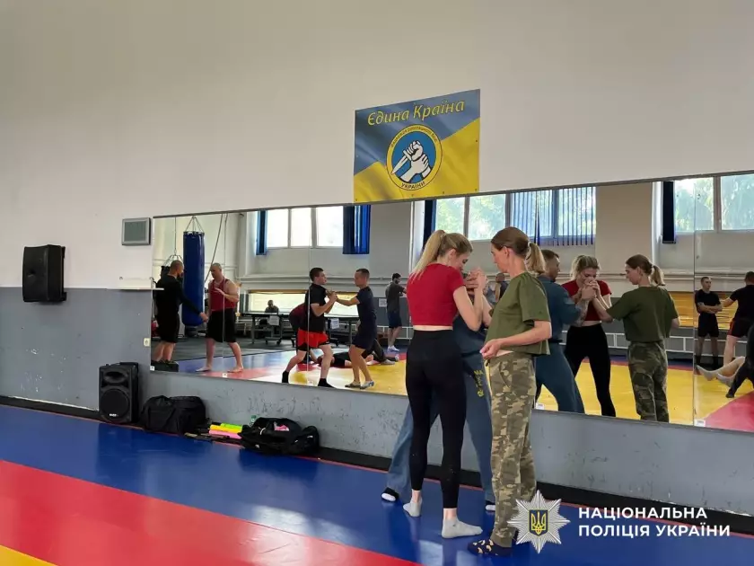 Київські правоохоронці тренували реакцію, координацію та командну взаємодію під час хортингу - 3
