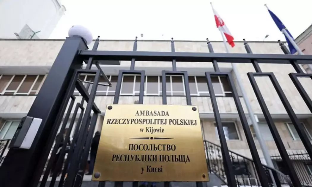 У Києві завершили рятувальні роботи після нічної атаки рф: загинули четверо людей, серед них дитина - 6
