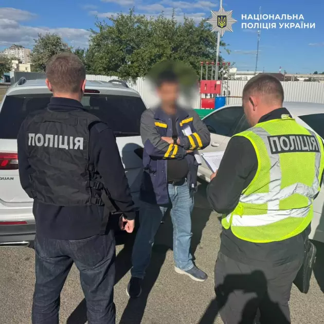 За підключення до водопостачання вимагав 450 тис. грн: у столиці затримали чиновника - 1