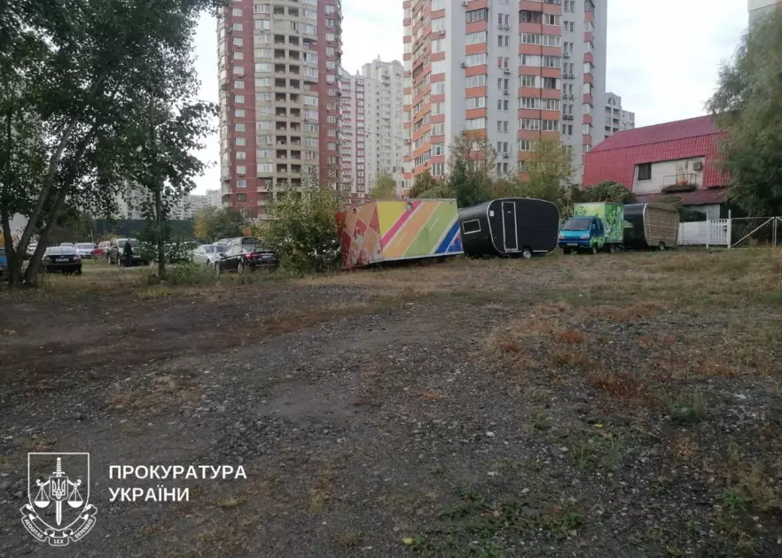 Суд повернув громаді Києва земельну ділянку вартістю 180 млн грн, яку намагалися привласнити через схему - 1