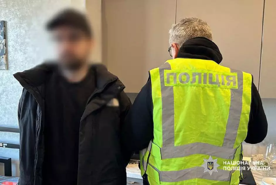 У Києві викрили фішингову мережу: шахраї ошукали громадян Чехії на 3 млн грн - 3