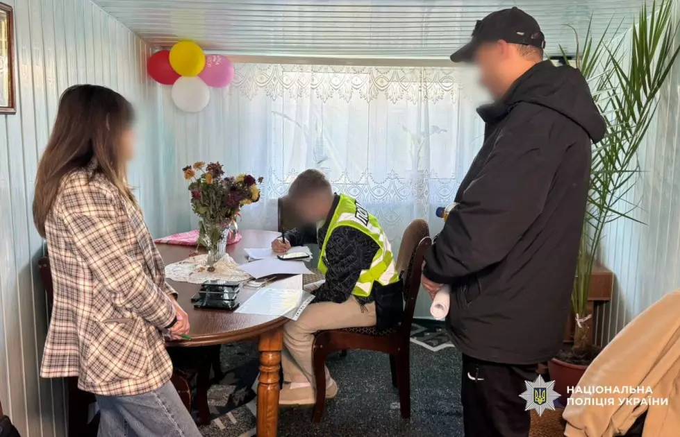 У Києві викрили фішингову мережу: шахраї ошукали громадян Чехії на 3 млн грн - 2