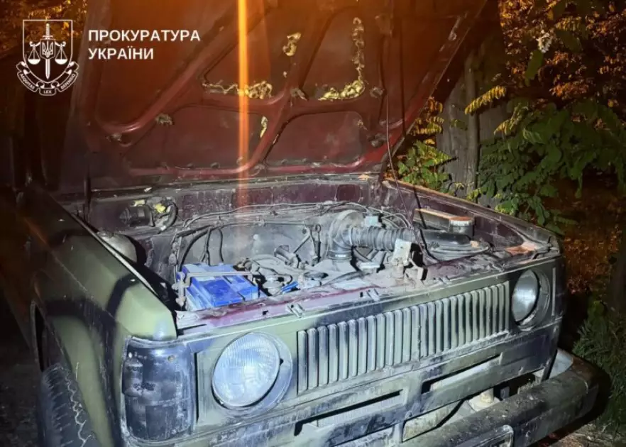 Киянин підпалював автівки військових за обіцяну винагороду - 1