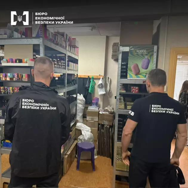 На Київщині судитимуть чоловіка за продаж контрафактних електронних сигарет - 4