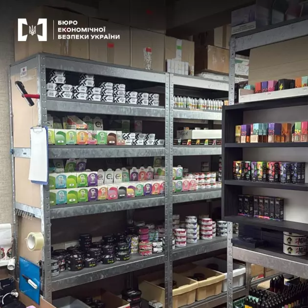 На Київщині судитимуть чоловіка за продаж контрафактних електронних сигарет - 1