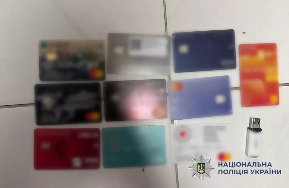 На Київщині банківська працівниця привласнила пів мільйона гривень з рахунків померлих клієнтів - 1