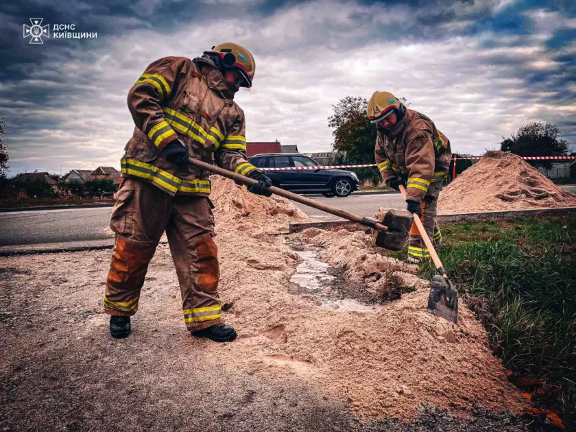 Витік азотної кислоти на Обухівщині: рятувальники локалізували загрозу за лічені години - 5