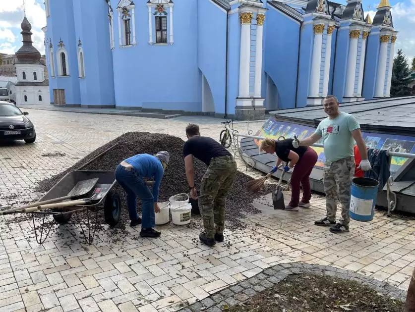 Забуті фундаменти оживають: у Києві завершується відновлення надбрамної церкви Михайлівського Золотоверхого монастиря - 5