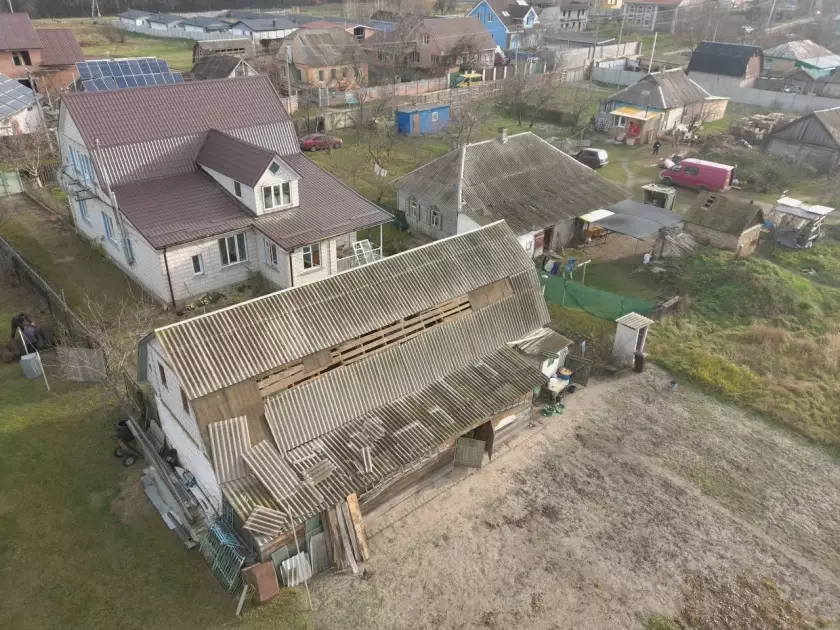 Уламки ворожого дрона впали на житлові будинки під Ірпенем: 23 оселі зруйновано - 2