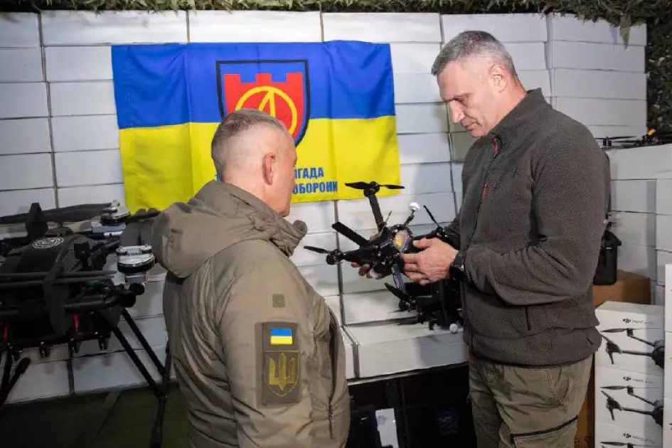 Київ передав 112-й бригаді ТрО майже 1500 дронів: серед них — перехоплювачі та Mavic 4 PRO - 3