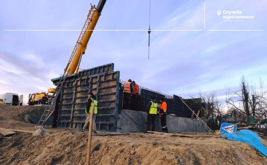 На Київщині триває капремонт мосту через Тетерів у межах пілотного проєкту UK Export Finance - 3