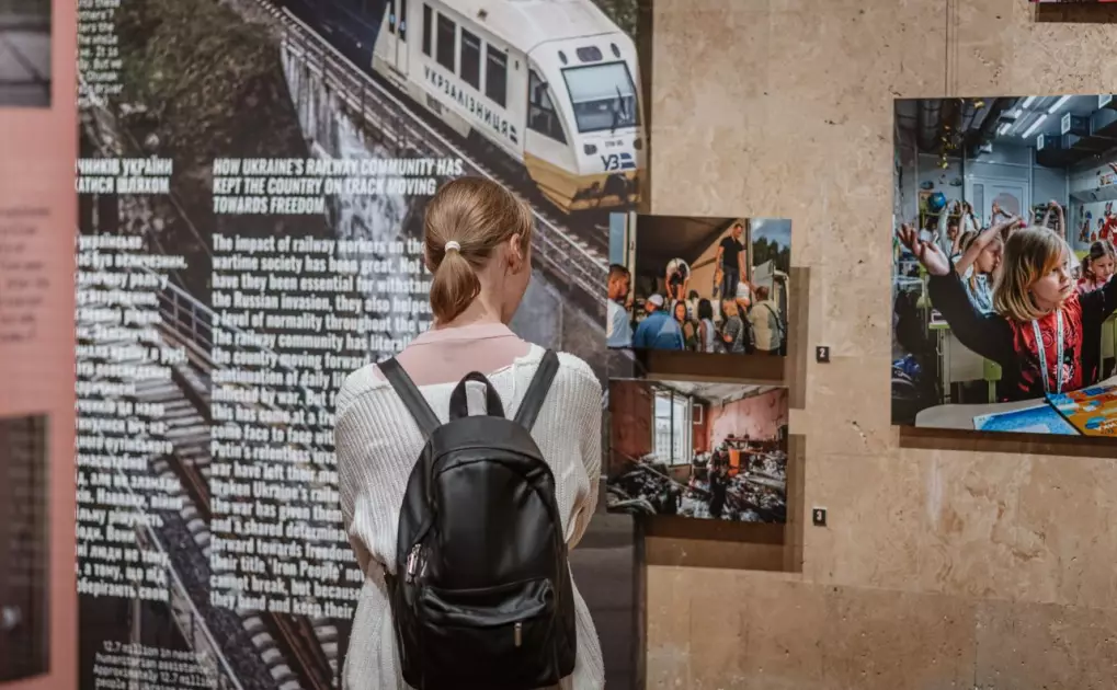 Залізні люди України: у столичному музеї презентували проєкт про героїв залізниці - 1