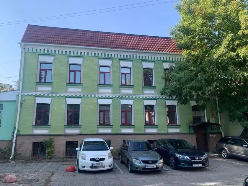 На Подолі розбирають останні флігелі Садиби Носача під приводом «археології» - 1