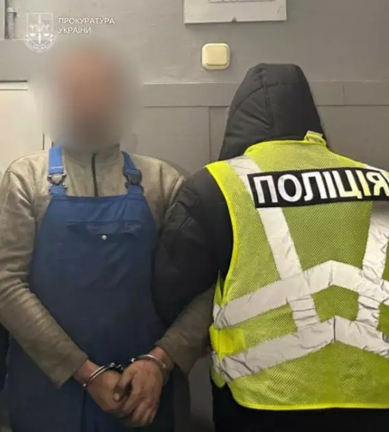 Повірив у «завдання СБУ»: у Києві молодик підпалив відділення Укрпошти - 2