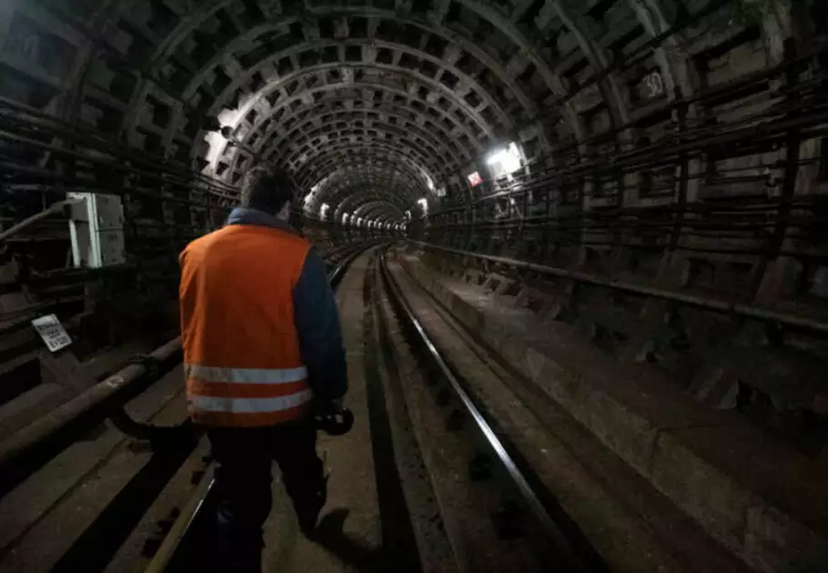 Київський метрополітен оголосив тендер на перевірку тунелів - 1