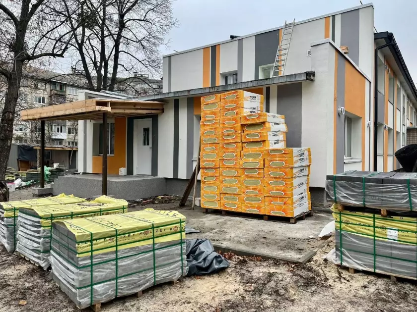 Простір підтримки для ВПО: у столиці завершують облаштування нового хабу - 2