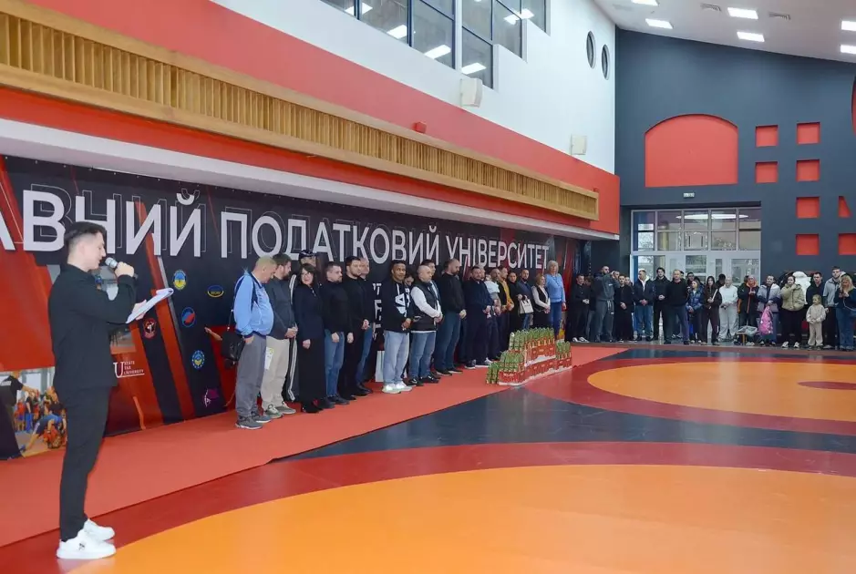 Відновлення спортивної інфраструктури: в Ірпені відкрили сучасну залу - 1