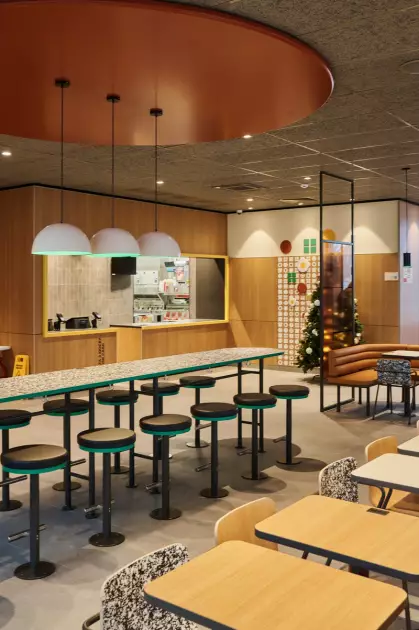 McDonald’s у Гатному: під Києвом з’явився новий ресторан мережі - 2