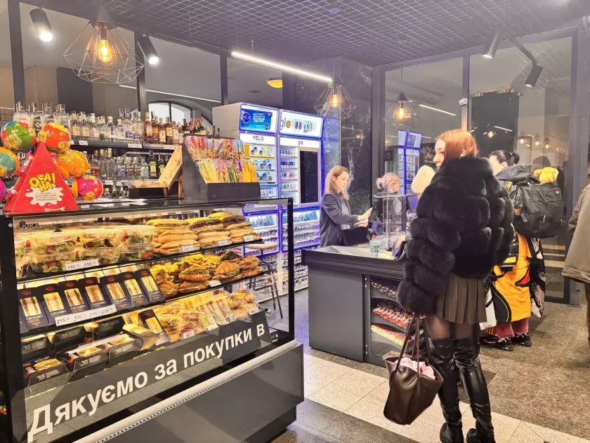 На Вокзальній у Києві відкрився оновлений супермаркет SPAR - 2