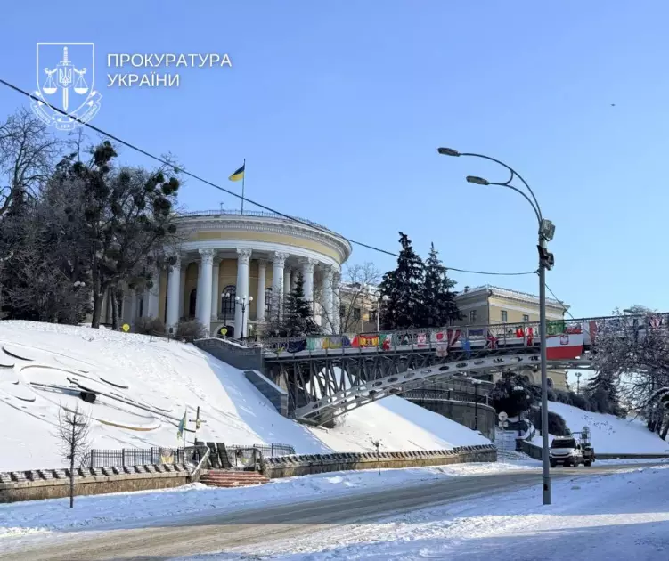 Жовтневий палац знову в центрі судової суперечки: прокуратура подала позов - 2