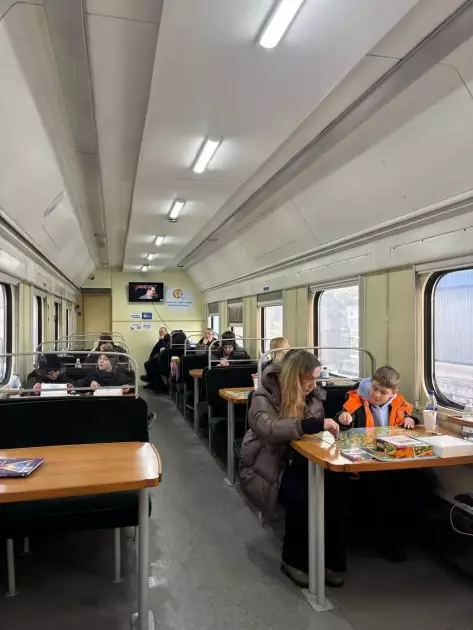 Вагони незламності на Київщині: УЗ відкрила перші локації підтримки - 1