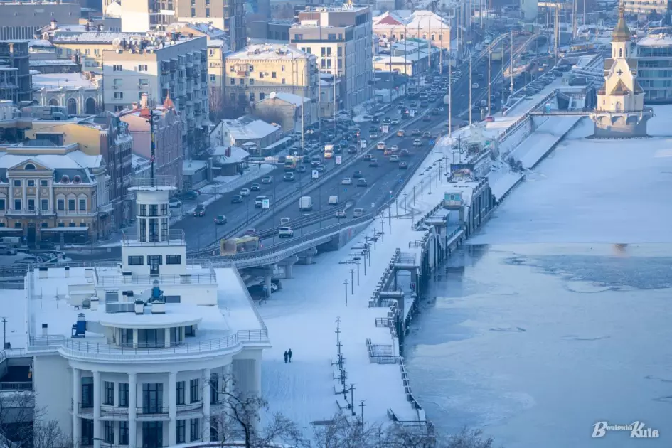 Засніжений Київ попри все: фотохроніка морозних днів. ФОТО - 3