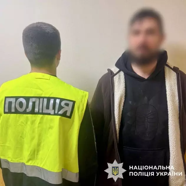 5 мільйонів на отруті: у Києві викрили наркодилера з кілограмами амфетаміну та канабісу - 1