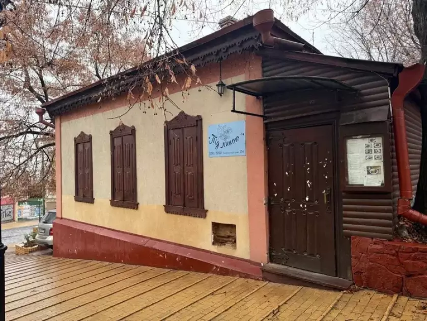 Історичний будинок під загрозою: на Андріївському узвозі стартував демонтаж пам’ятки - 1